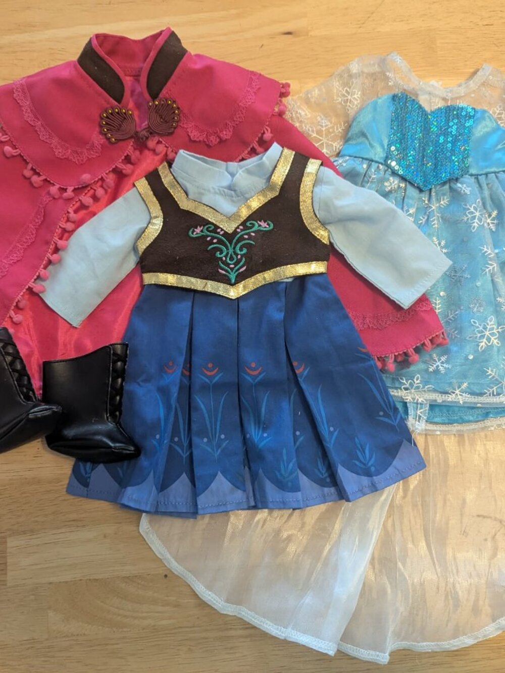 18 inch Frozen Anna and Elsa Clothes, fits American Girl and Our Generation